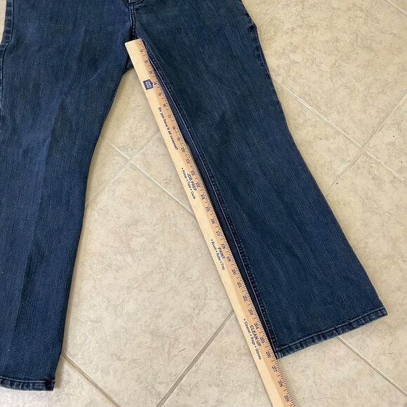 CHICO'S PLATINUM DENIM 2.5 SHORT (L-14) Blue med. wash Jeans Pants - Picture 6 of 11